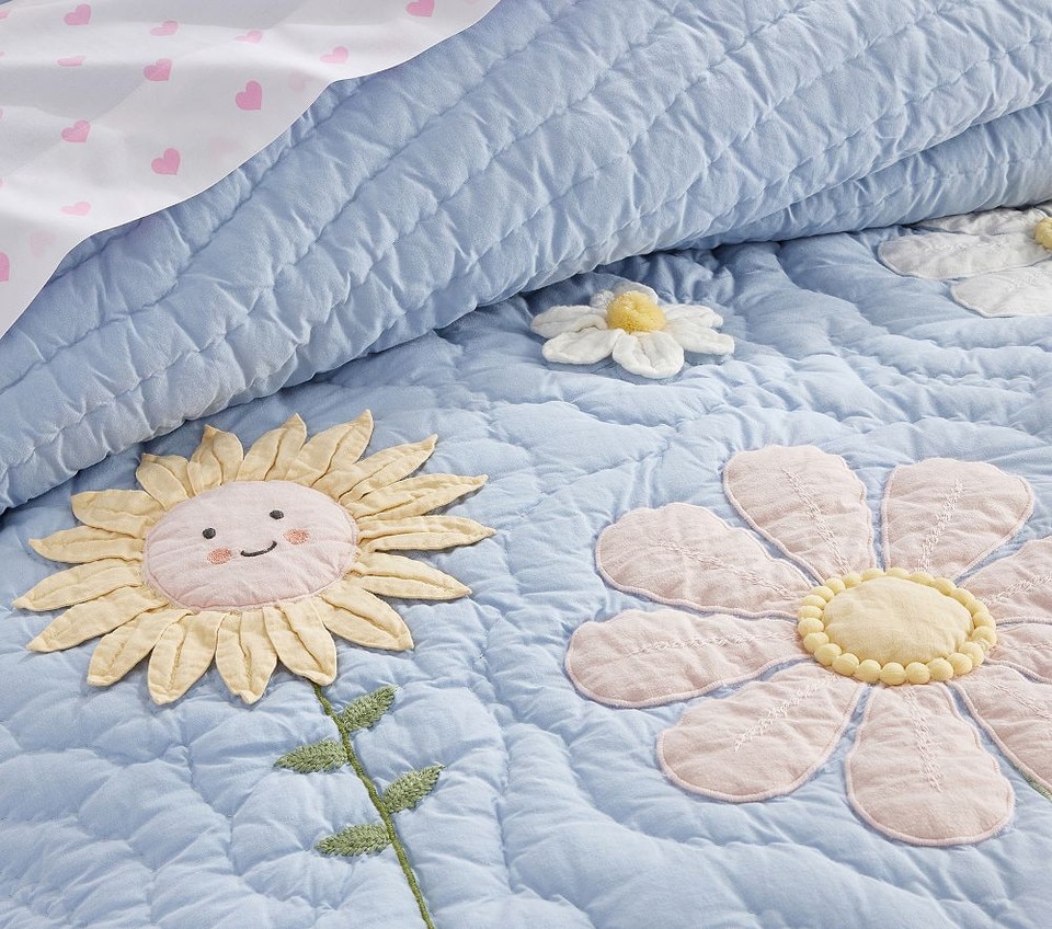 Daisy Bedspread & Pillowcases
