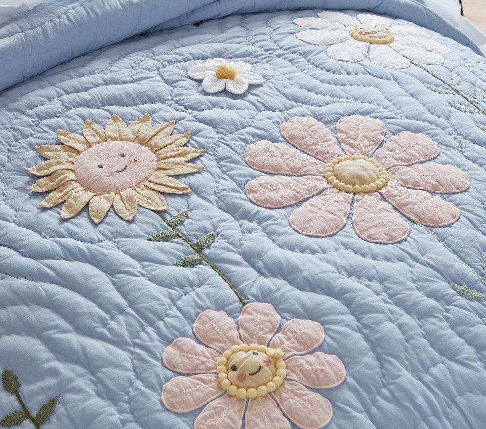 Daisy Bedspread & Pillowcases