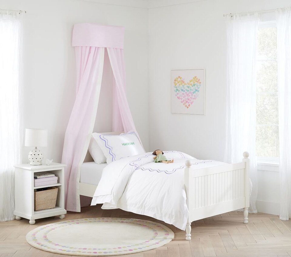 Embroidered Scalloped Organic Duvet Cover & Pillowcases