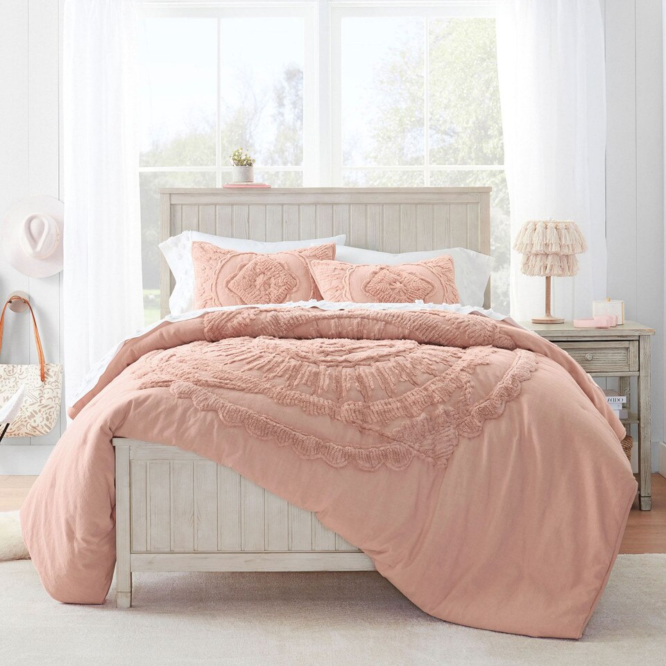 Beadboard Basic Bed