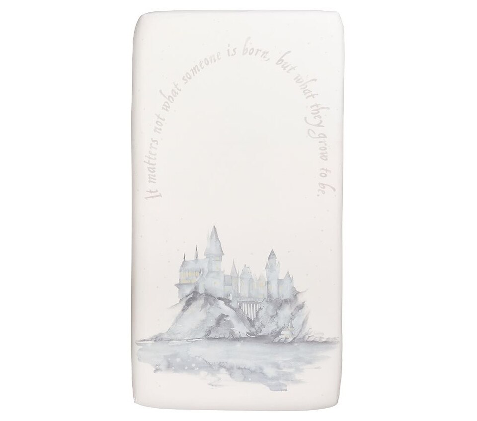 HARRY POTTER™ HOGWARTS™ Organic Picture Perfect Fitted Cot Sheet