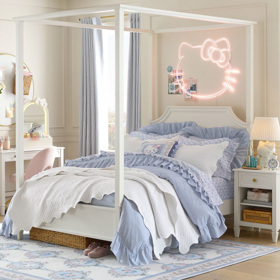 Hello Kitty® Chambray Stripe Organic Sheet Set