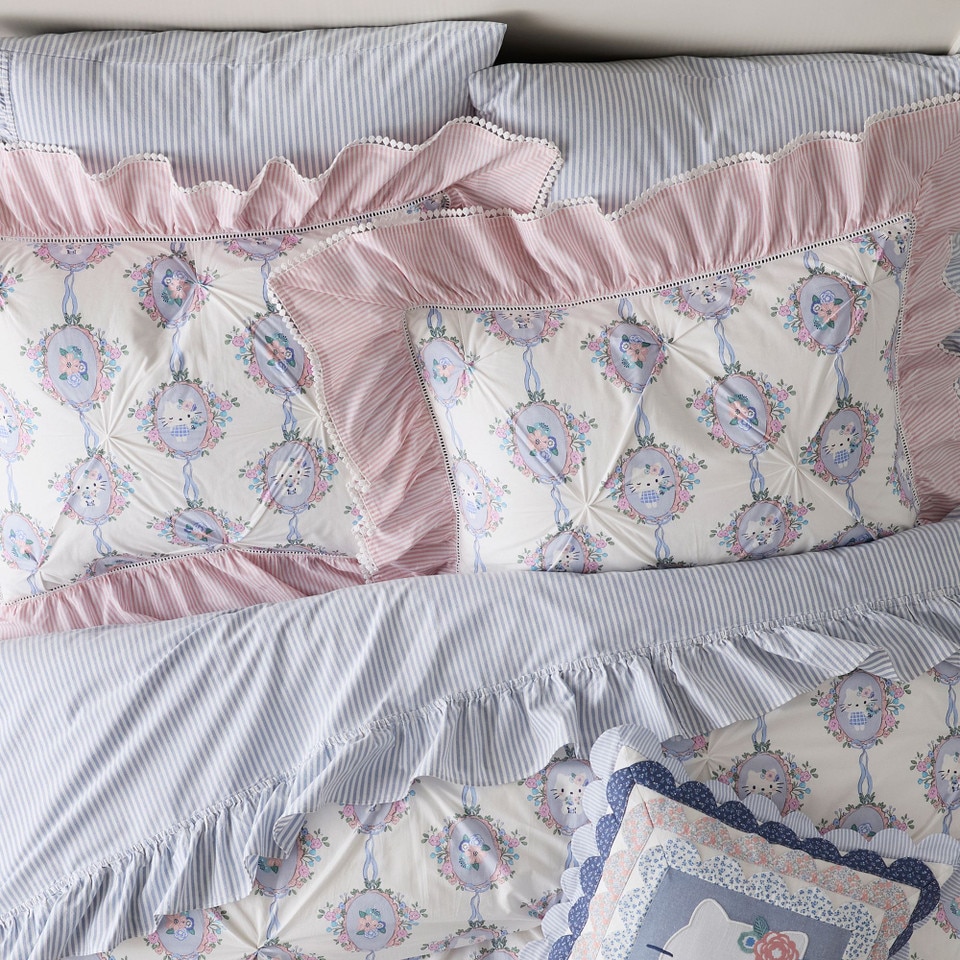 Hello Kitty® Locket Duvet Cover