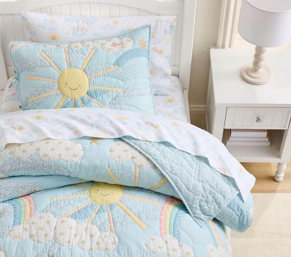 Heritage Sunshine Rainbows Bedspread & Pillowcases