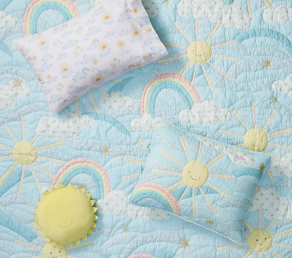 Heritage Sunshine Rainbows Bedspread & Pillowcases