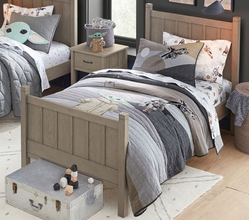 Star Wars™ The Mandalorian™ Bedspread & Pillowcases