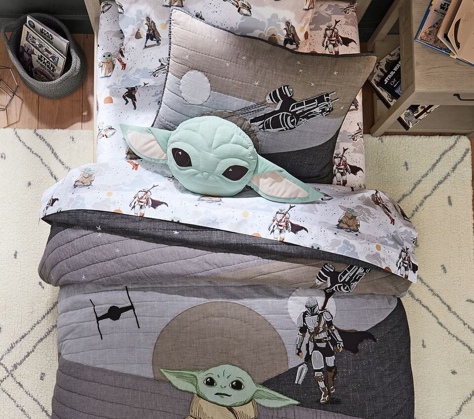 Star Wars™ The Mandalorian™ Bedspread & Pillowcases