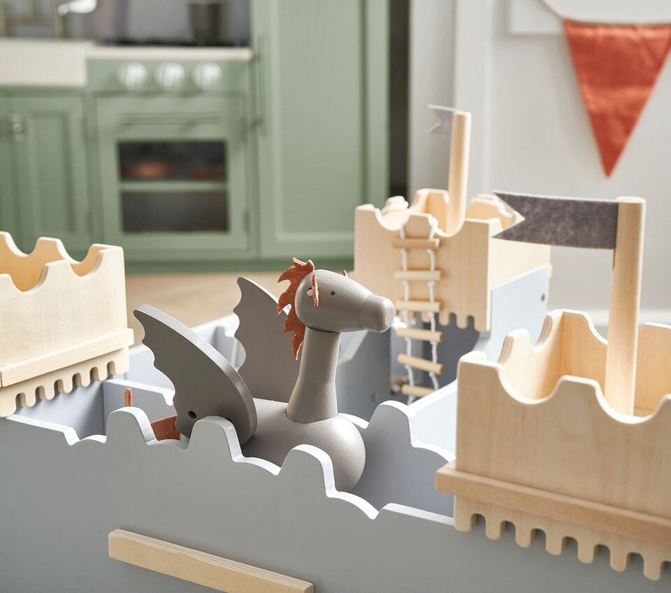 Medieval Castle & Accessories
