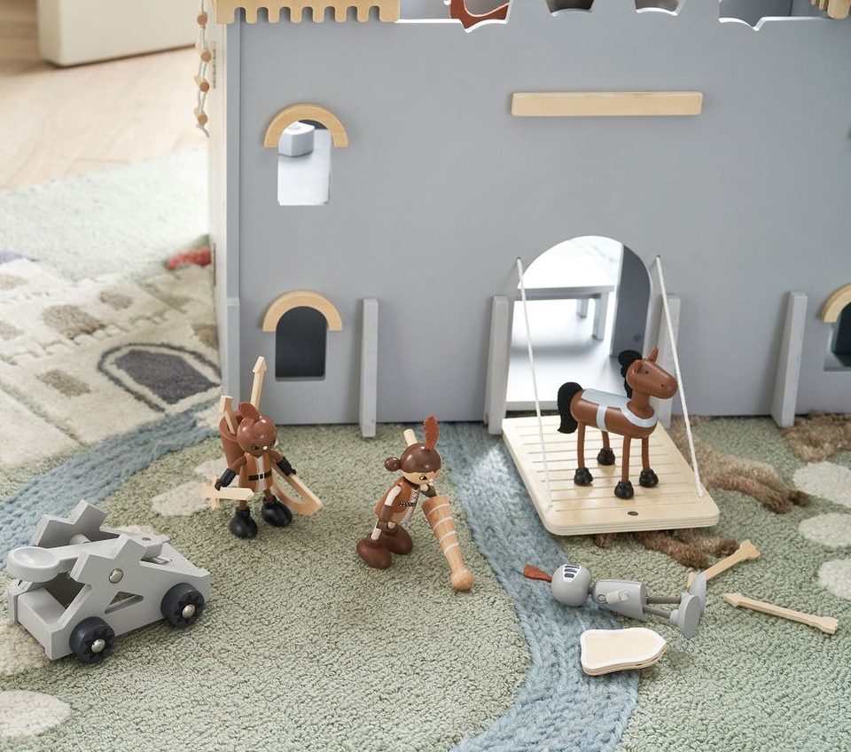 Medieval Castle & Accessories