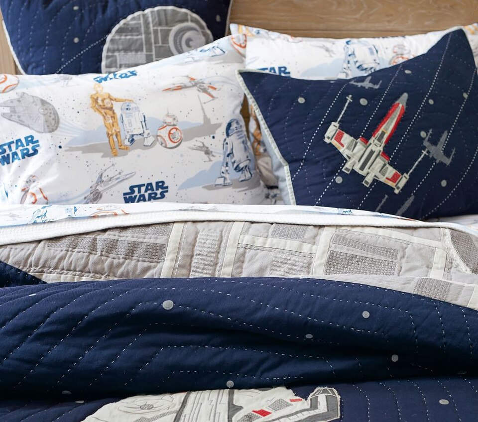 Star Wars™ Millennium Falcon™ Bedspread & Pillowcases