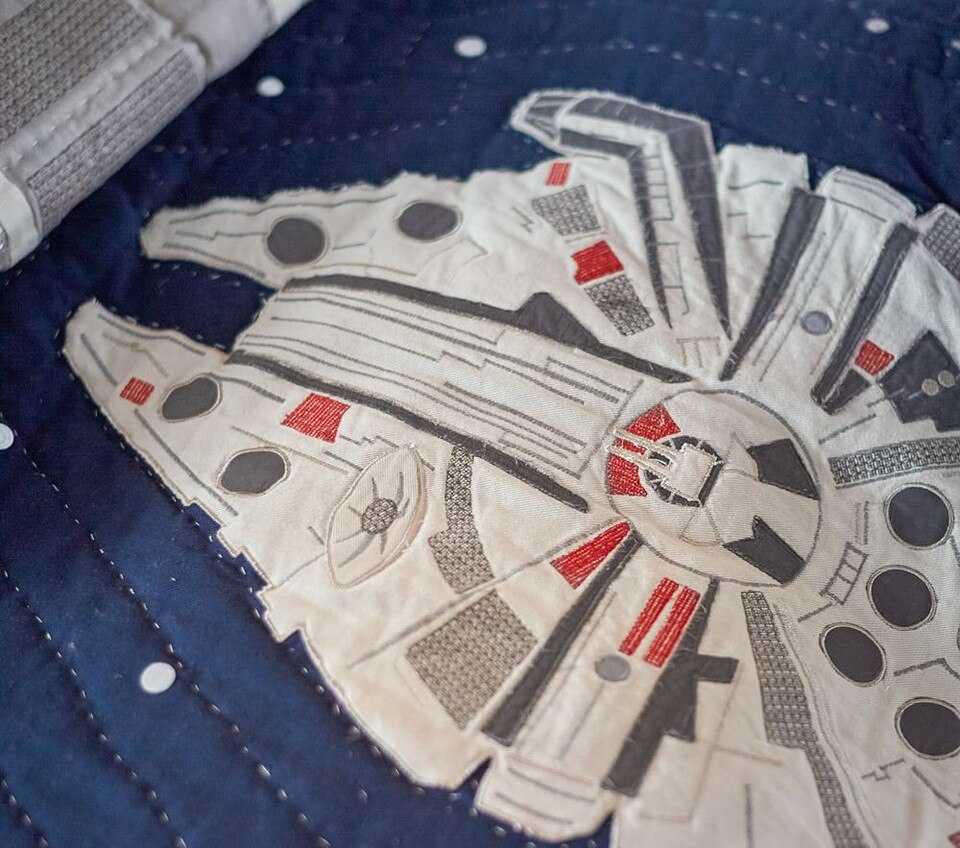 Star Wars™ Millennium Falcon™ Bedspread & Pillowcases