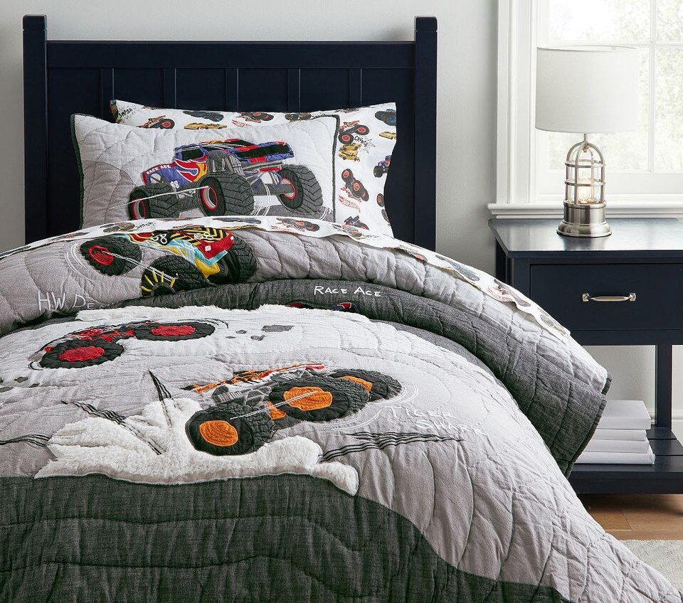 Hot Wheels™ Monster Trucks Bedspread & Pillowcases
