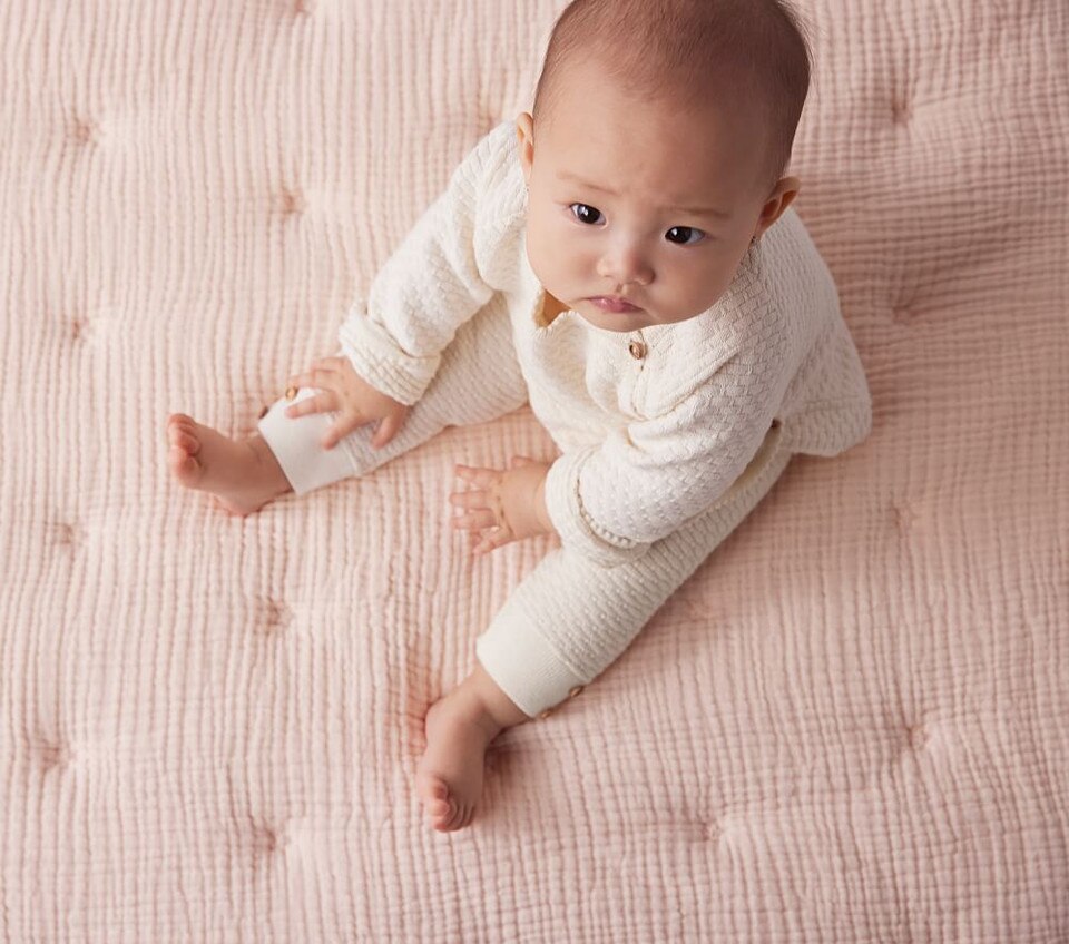 Cuddle Me Muslin Baby Bedspread
