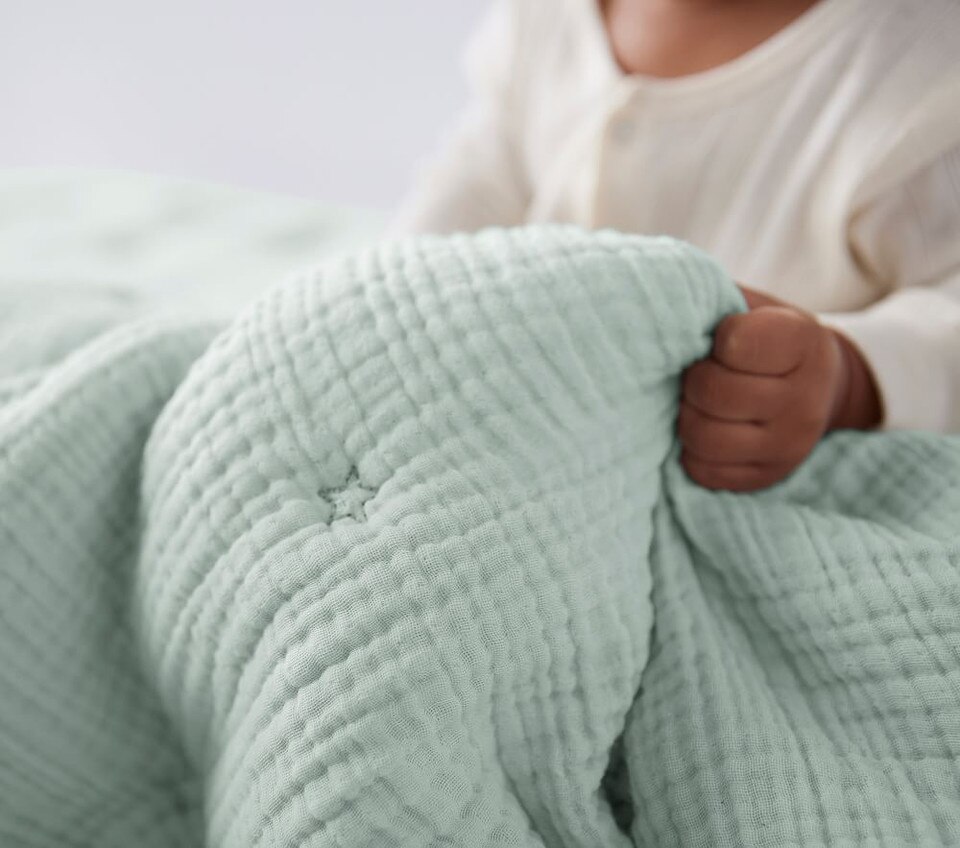 Cuddle Me Muslin Baby Bedspread