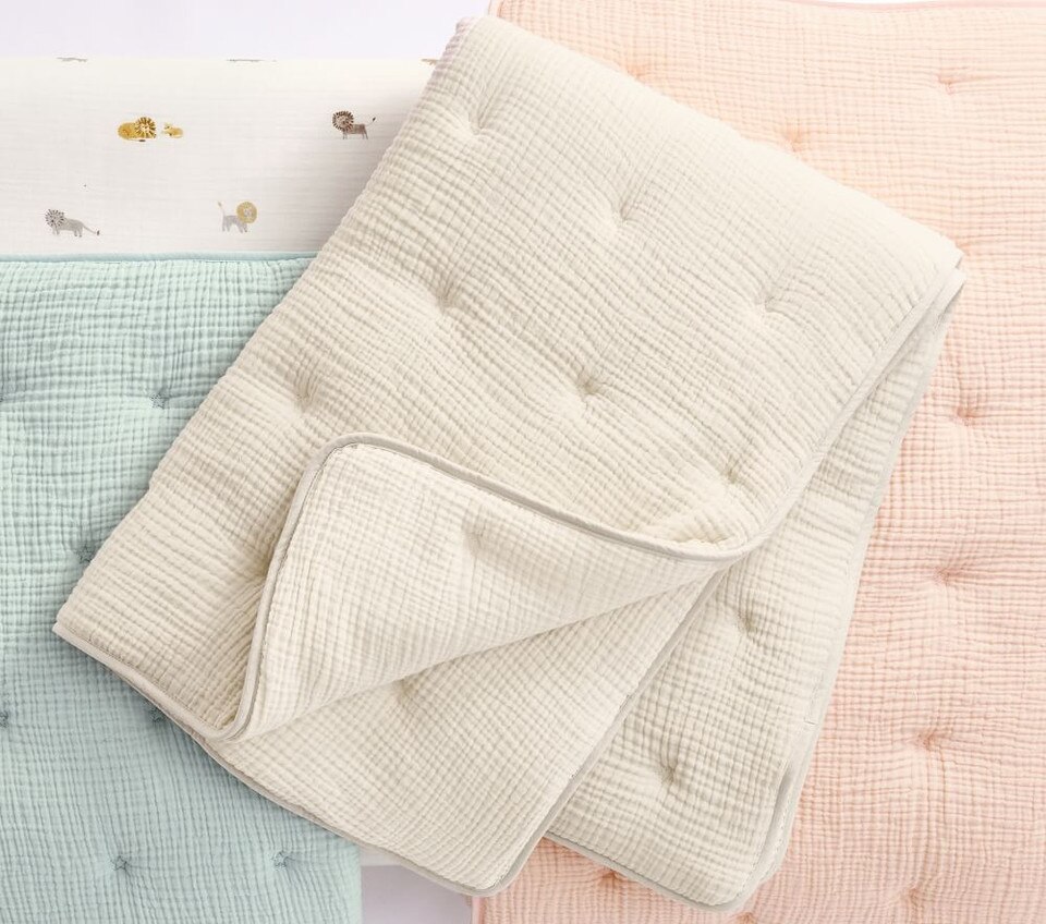 Cuddle Me Muslin Baby Bedspread