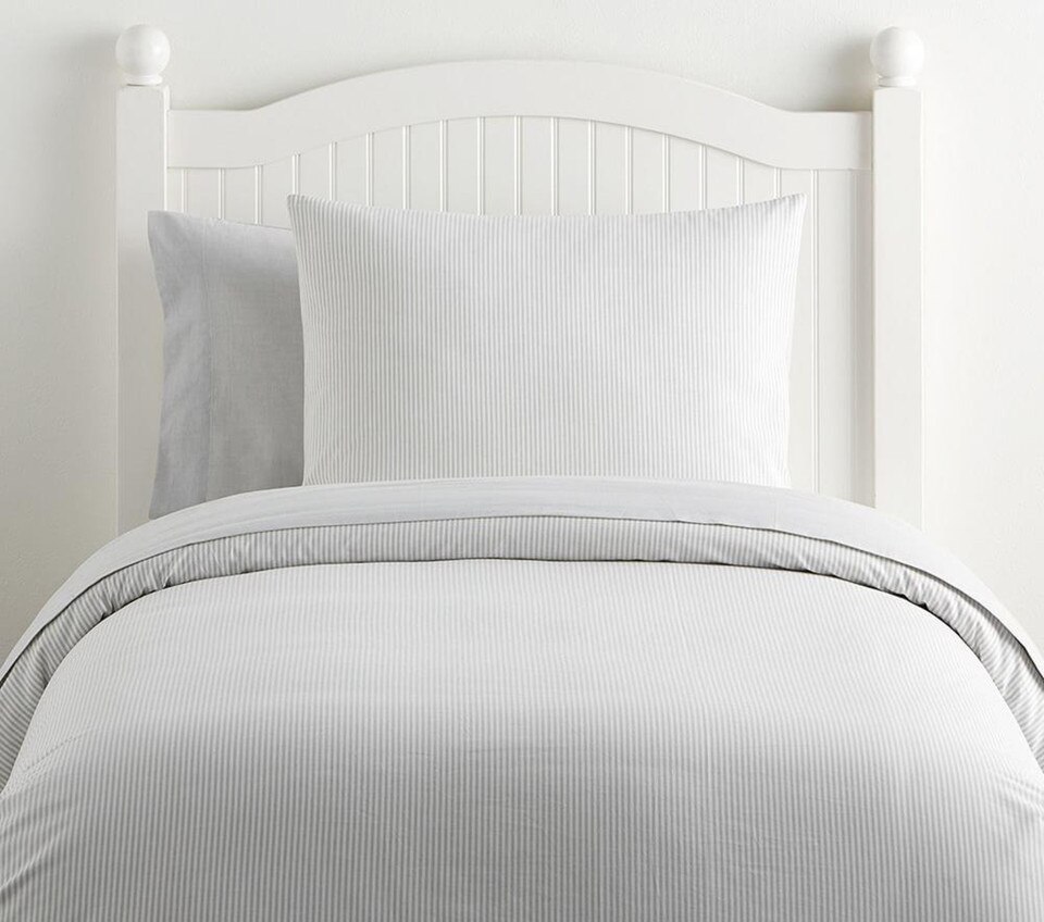 Organic Solid/Pinstripe Chambray Reversible Duvet Cover