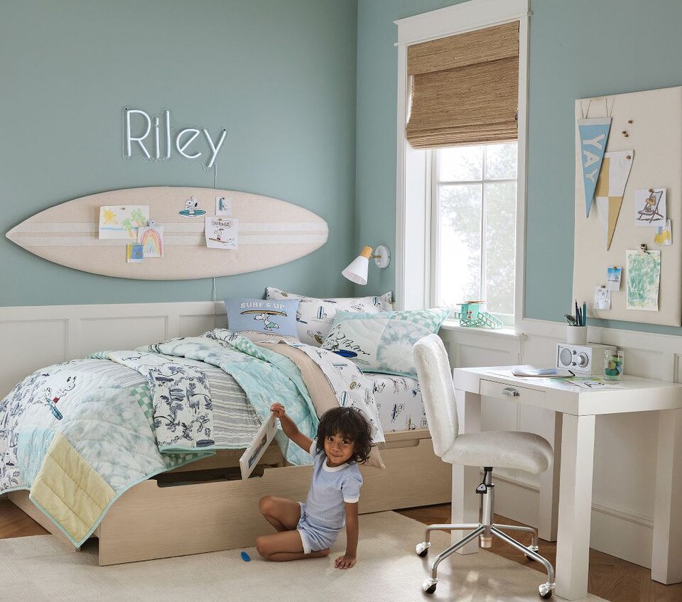 Peanuts® Snoopy® Surf Bedspread & Pillowcases