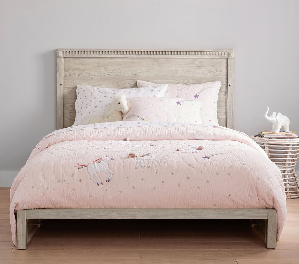 Rainbow Unicorn Bedspread