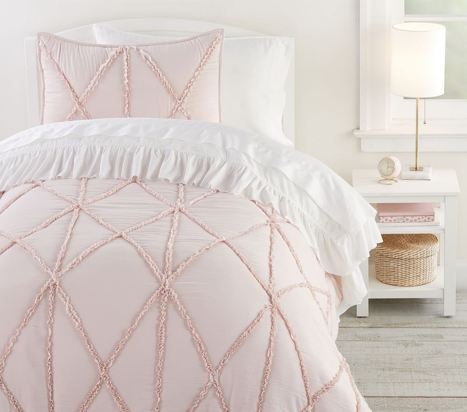 Casual Ruffle Recycled Bedspread & Pillowcases