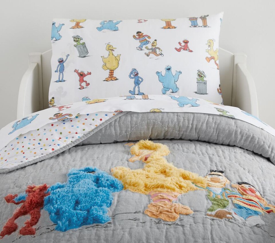 Sesame Street® Toddler Bedspread, Multi