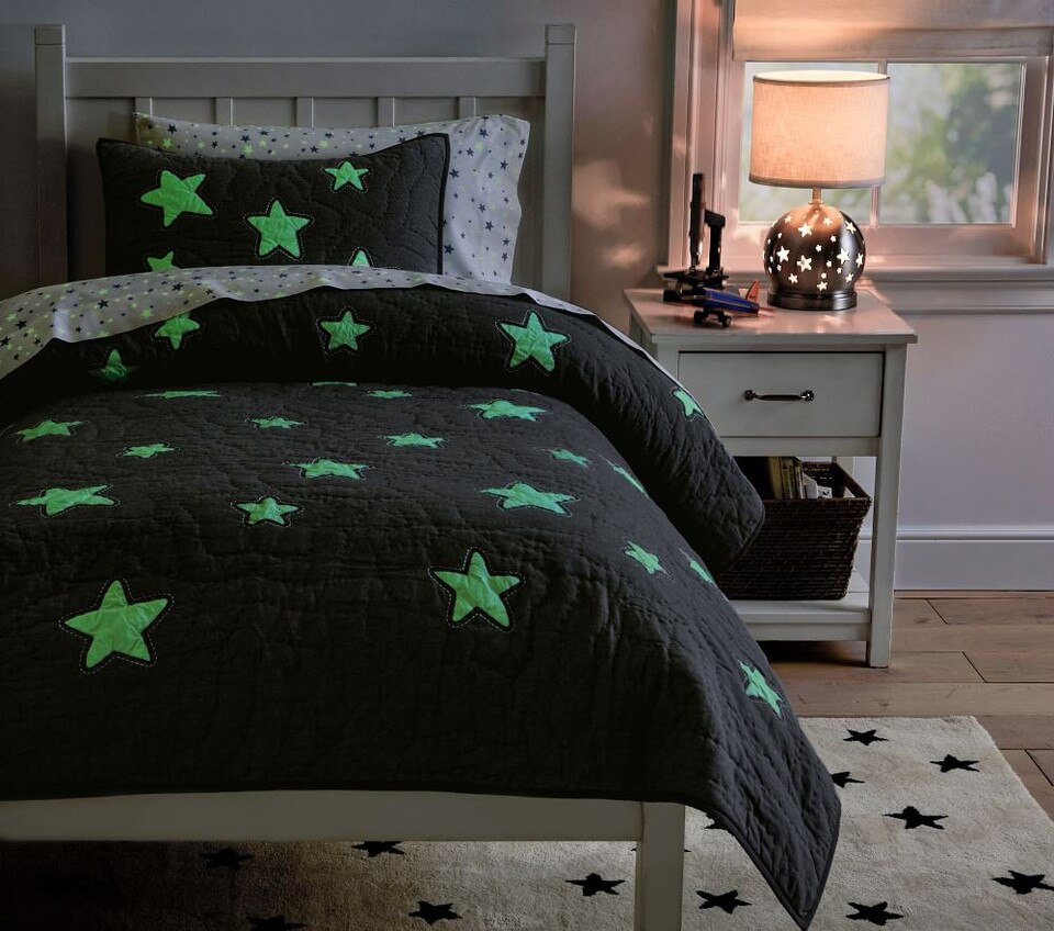 Shining Star Glow-in-the-Dark Bedspread & Pillowcases