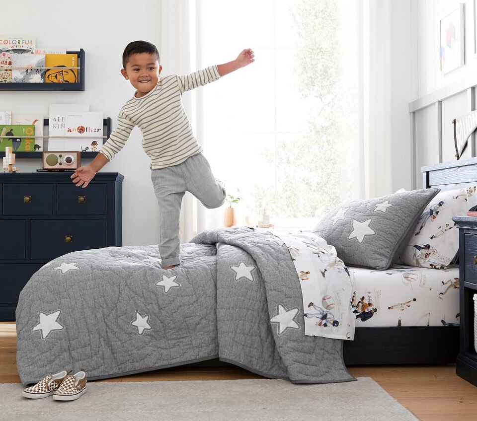 Shining Star Glow-in-the-Dark Bedspread & Pillowcases