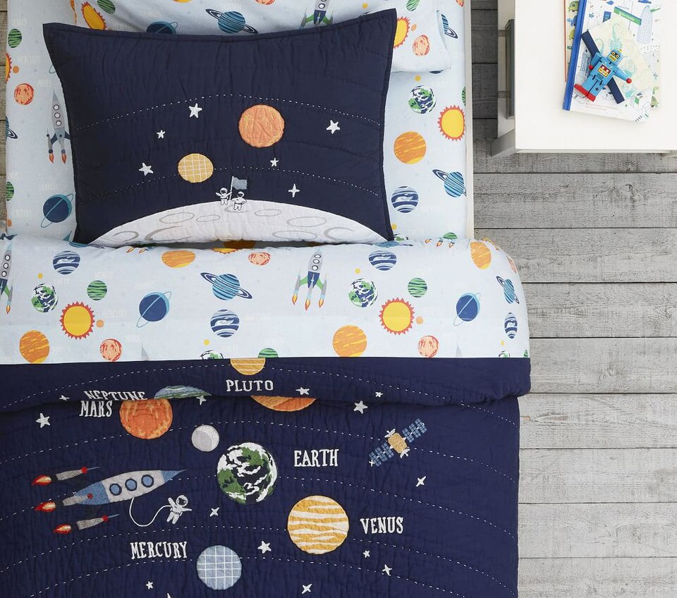 Solar System Glow-in-the-Dark Sheet Set & Pillowcases