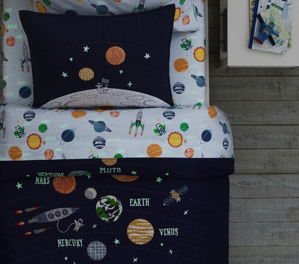Solar System Glow-in-the-Dark Sheet Set & Pillowcases