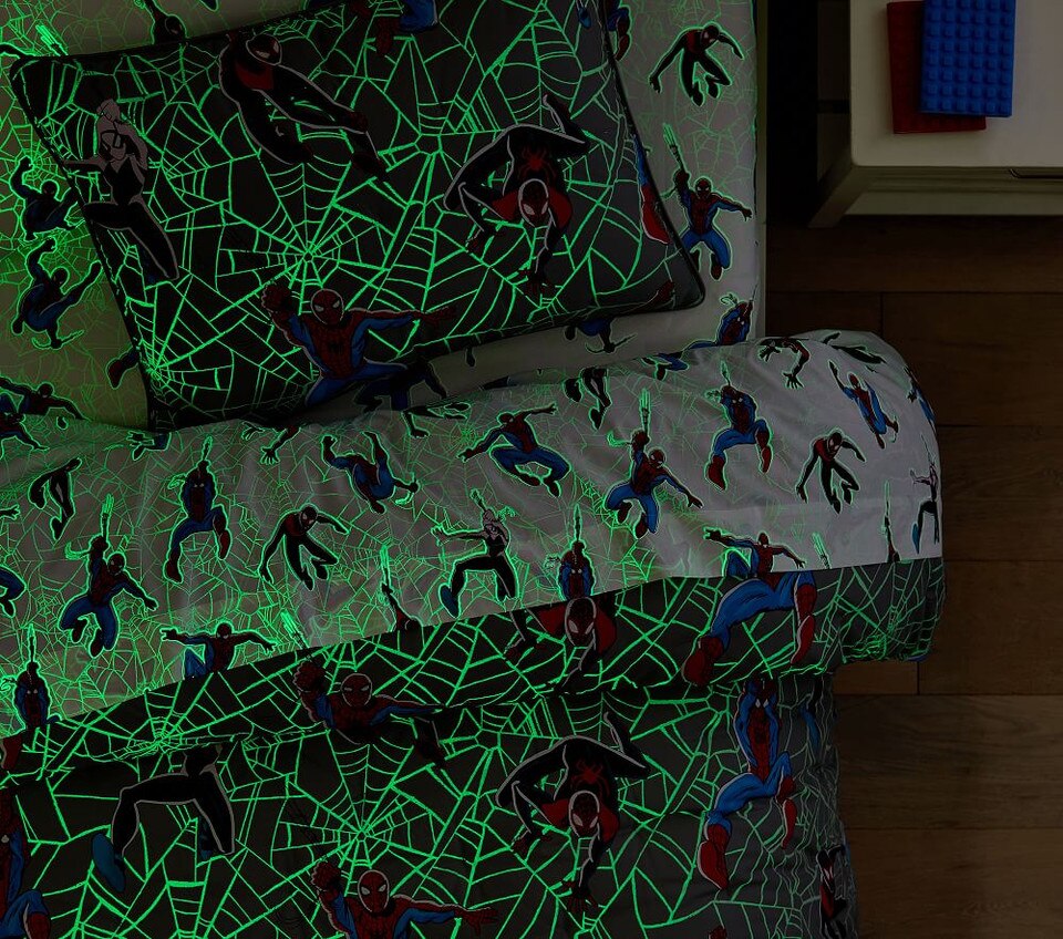Marvel's Spider-Man Glow-in-the-Dark Comforter & Pillowcases