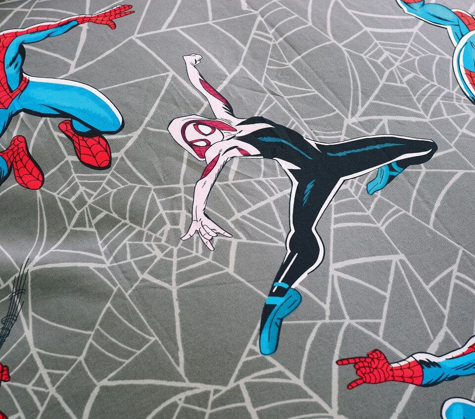 Marvel's Spider-Man Glow-in-the-Dark Duvet Cover & Pillowcases