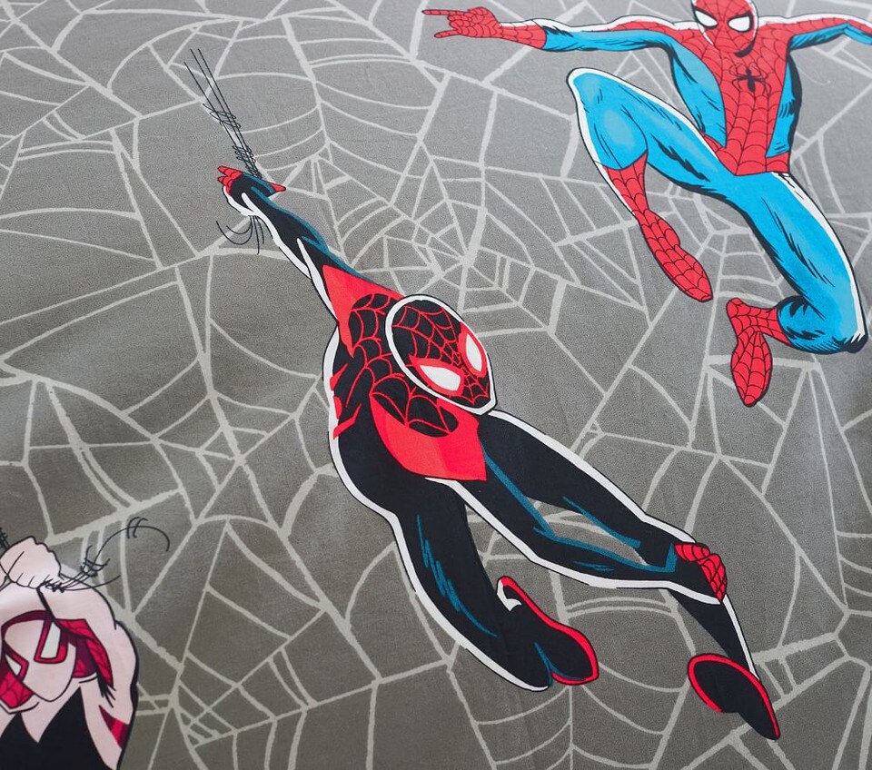 Marvel's Spider-Man Glow-in-the-Dark Duvet Cover & Pillowcases