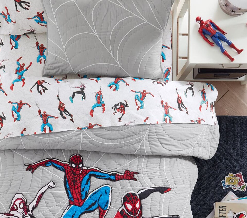 Marvel's Spider-Man Glow-in-the-Dark Sheet Set & Pillowcases