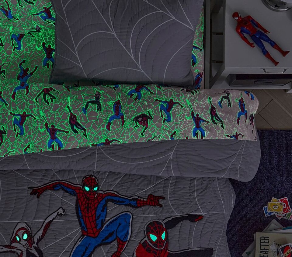 Marvel's Spider-Man Glow-in-the-Dark Sheet Set & Pillowcases
