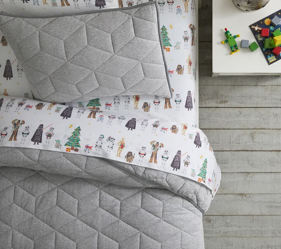 Star Wars™ Festive Organic Sheet Set & Pillowcases