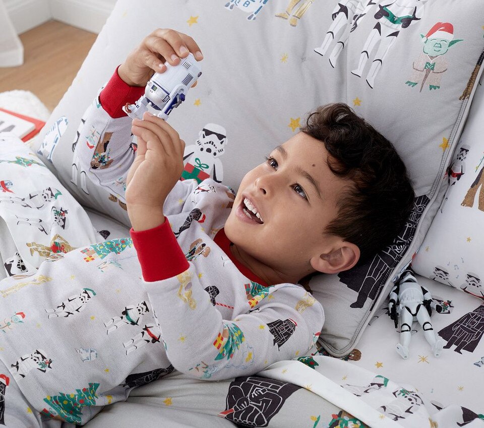 Star Wars™ Festive Organic Sheet Set & Pillowcases