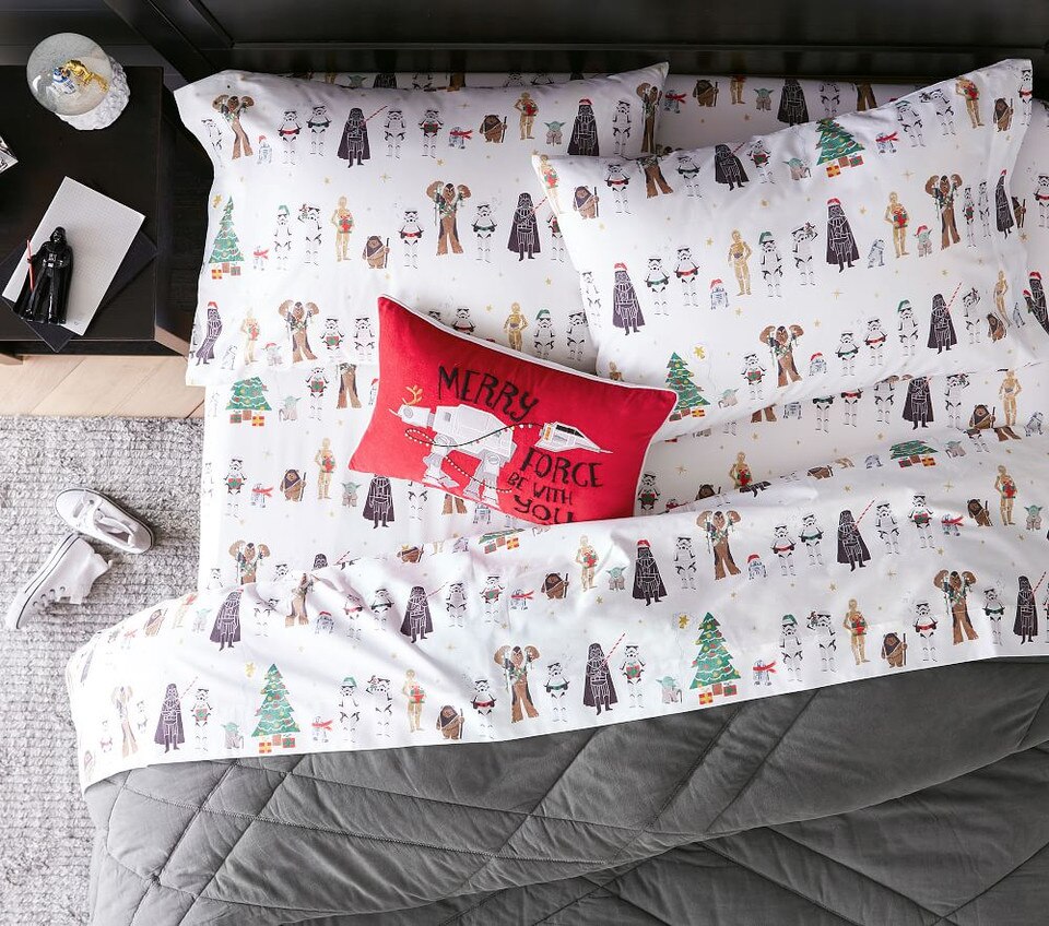 Star Wars™ Festive Organic Sheet Set & Pillowcases