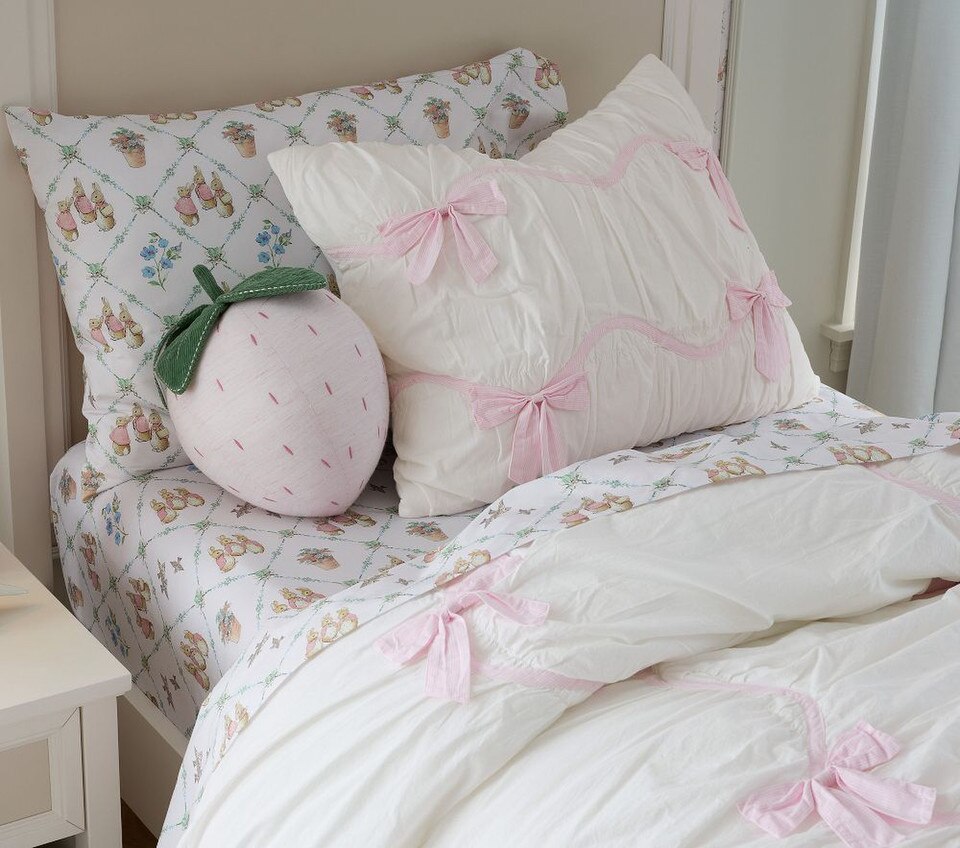 Stripe Bow Bedspread & Pillowcases