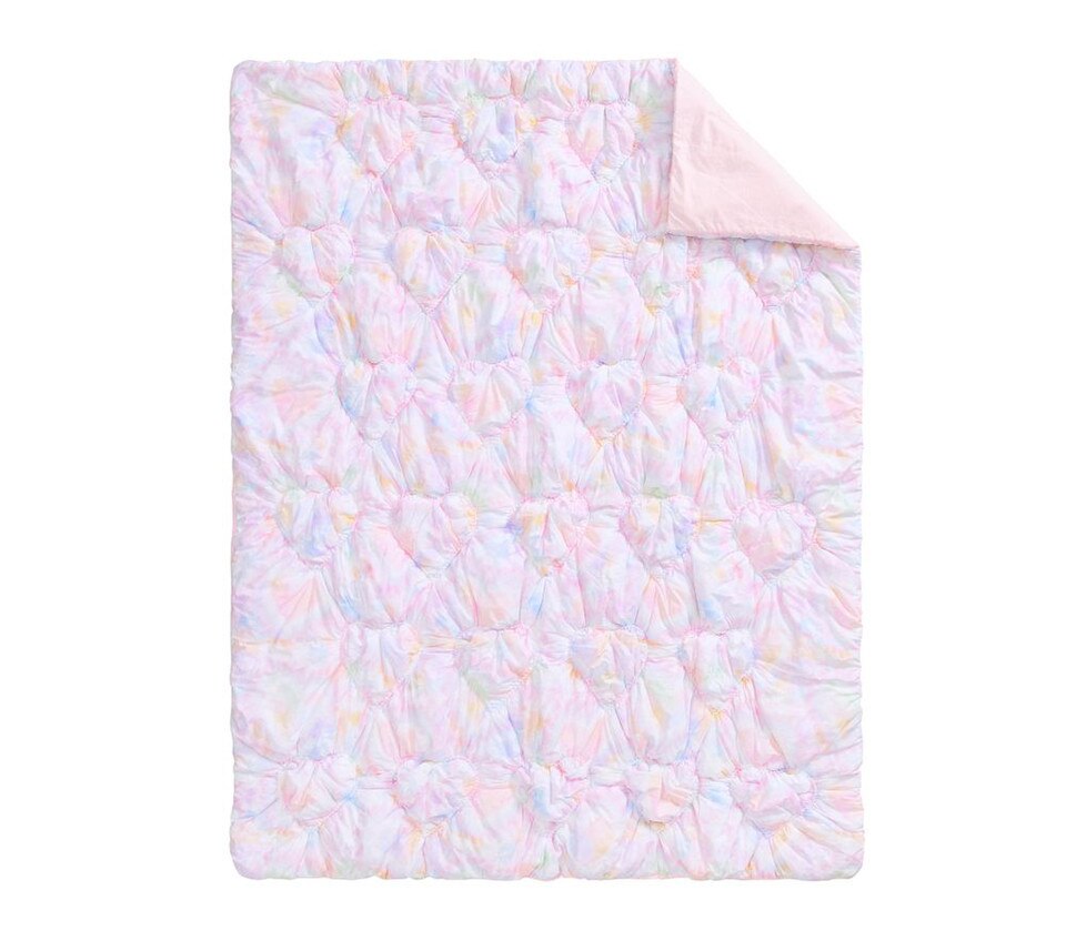 Textured Tie Dye Heart Bedspread & Pillowcases