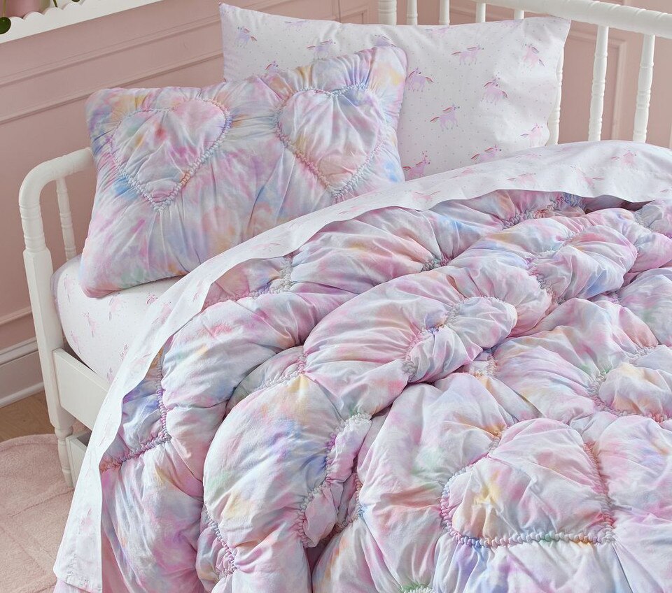 Textured Tie Dye Heart Bedspread & Pillowcases