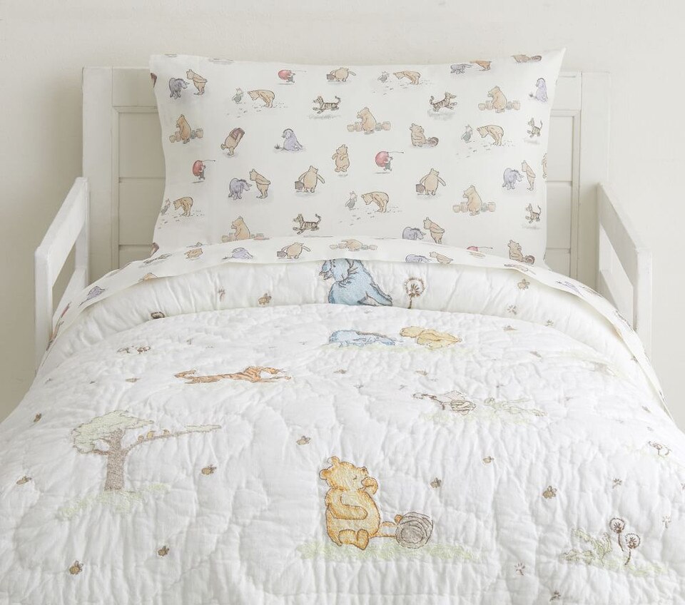 Disney Winnie the Pooh Toddler Bedspread