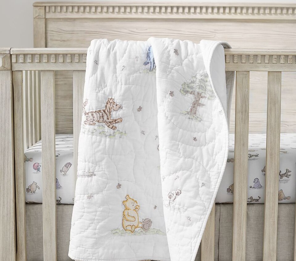Disney Winnie the Pooh Toddler Bedspread