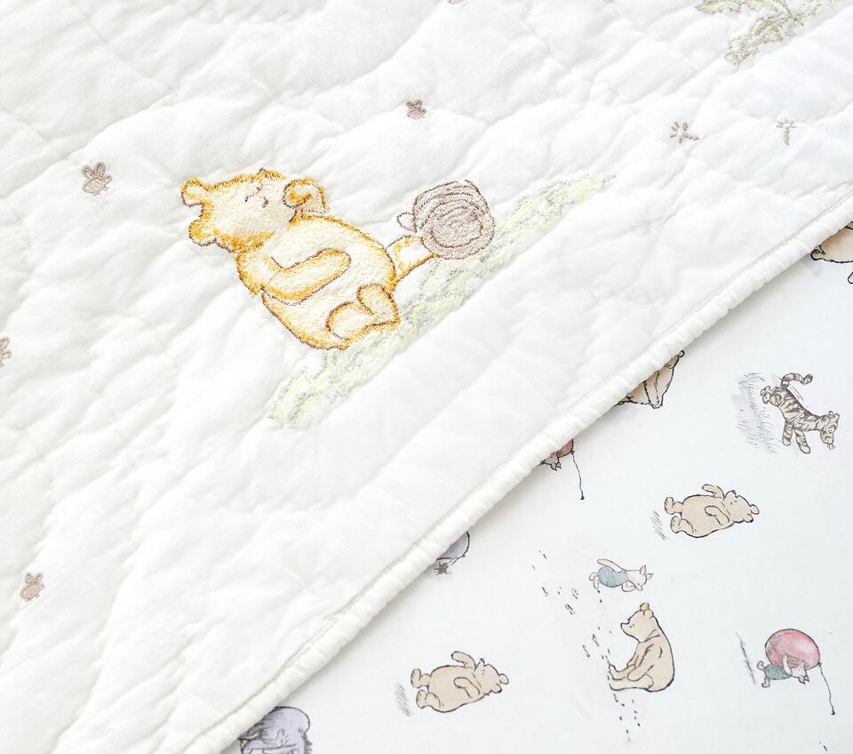 Disney Winnie the Pooh Toddler Bedspread
